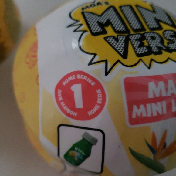 MGAs Mini Verse Make It Mini Lifestyle Lot of 2 Home Series 1 Toy - Picture 9 of 11